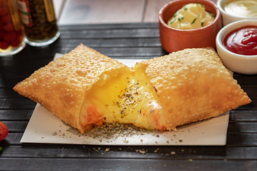 Uma Receita Saborosa Para Fazer Em Casa A Massa De Pastel De Feira uma-receita-saborosa-para-fazer-em-casa-a-massa-de-pastel-de-feira